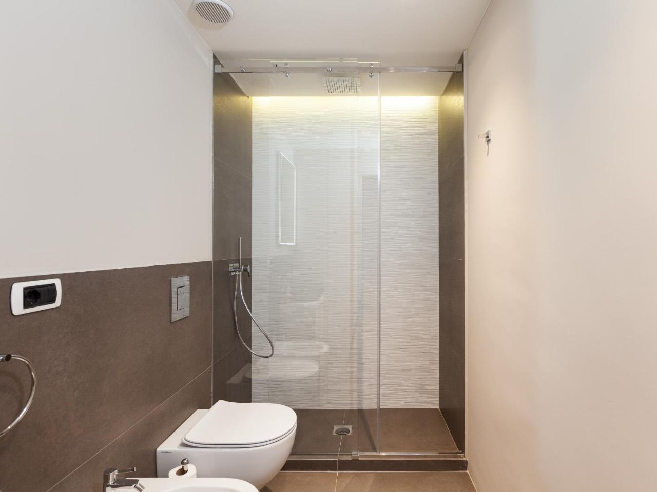 מילאנו Easyhomes-Duomo Suites & Apartments מראה חיצוני תמונה