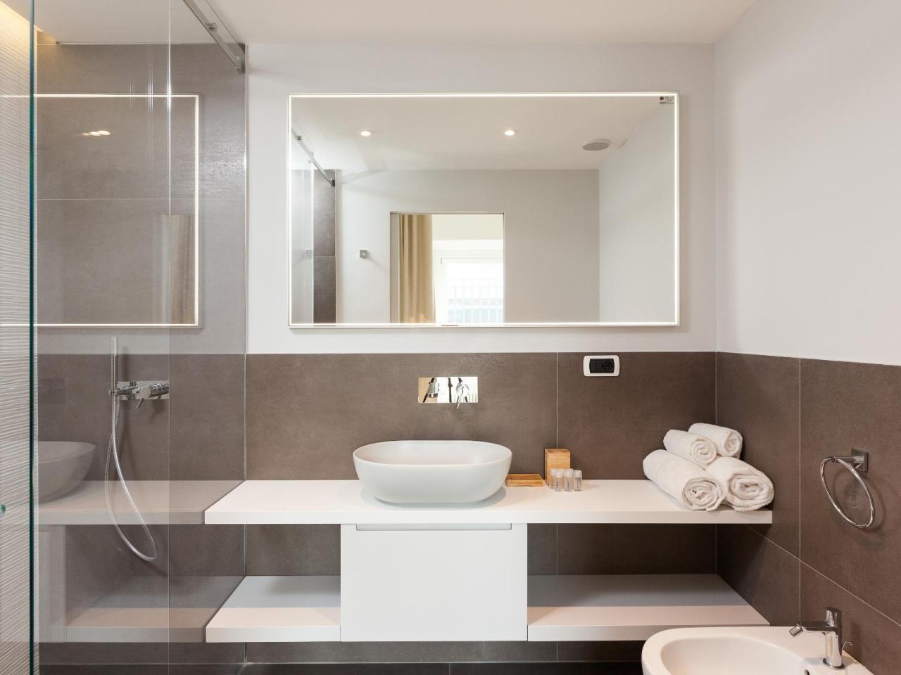 מילאנו Easyhomes-Duomo Suites & Apartments מראה חיצוני תמונה